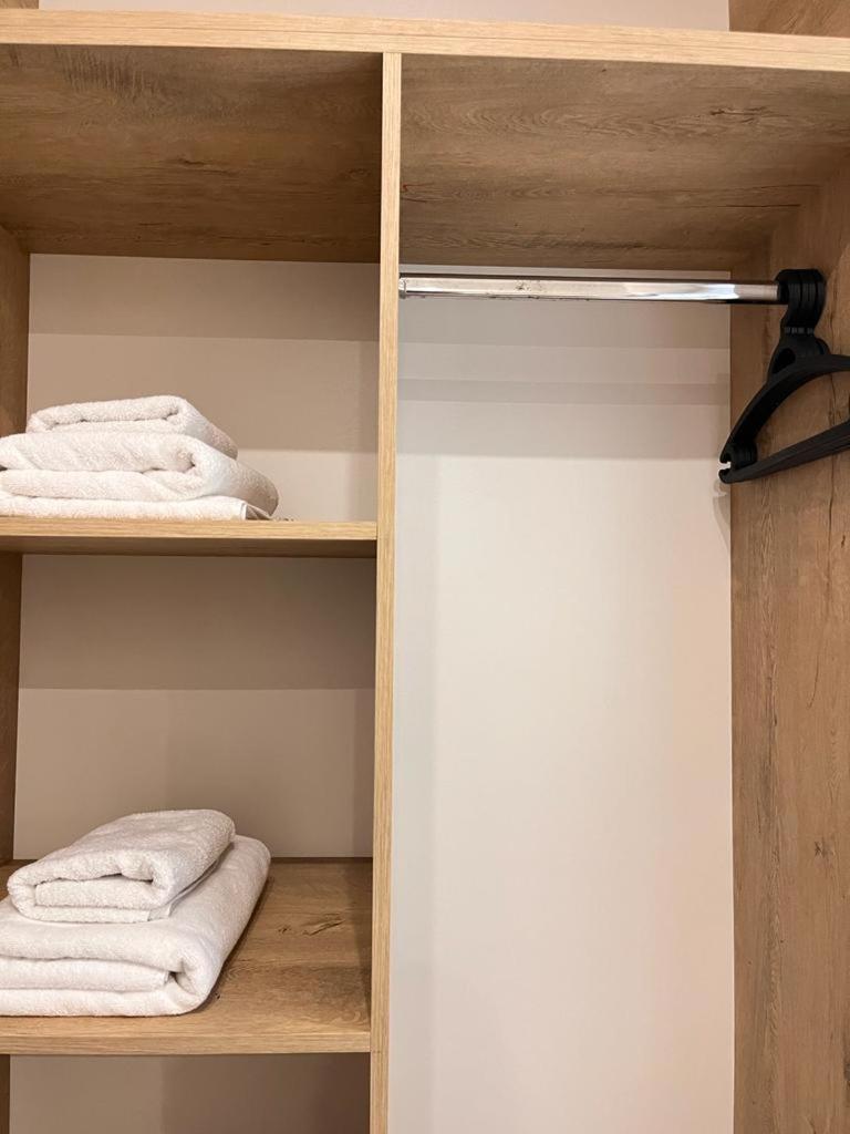 Belix Hotel Apartments, Near The Beach ドゥラス エクステリア 写真