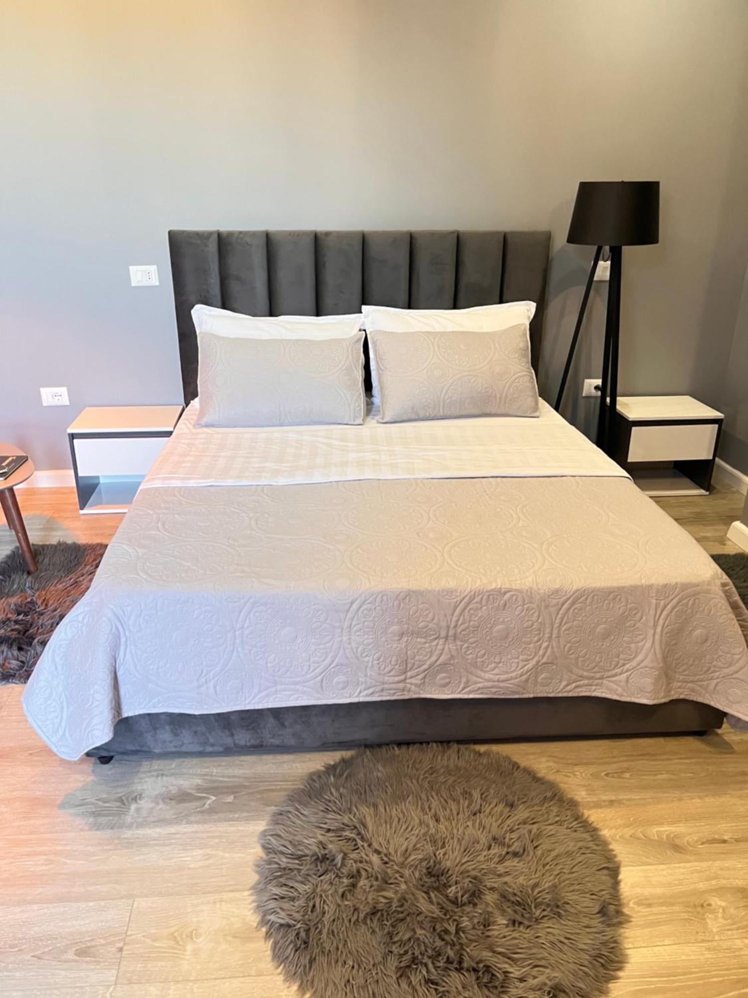 Belix Hotel Apartments, Near The Beach ドゥラス エクステリア 写真