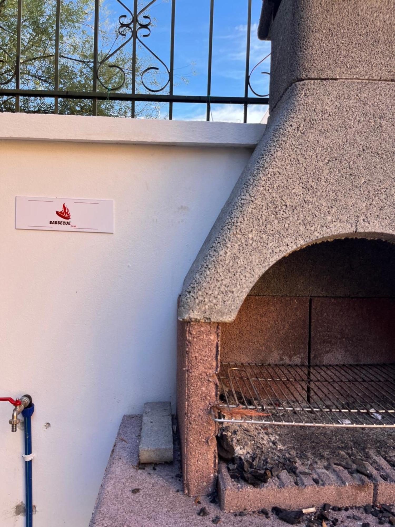 Belix Hotel Apartments, Near The Beach ドゥラス エクステリア 写真