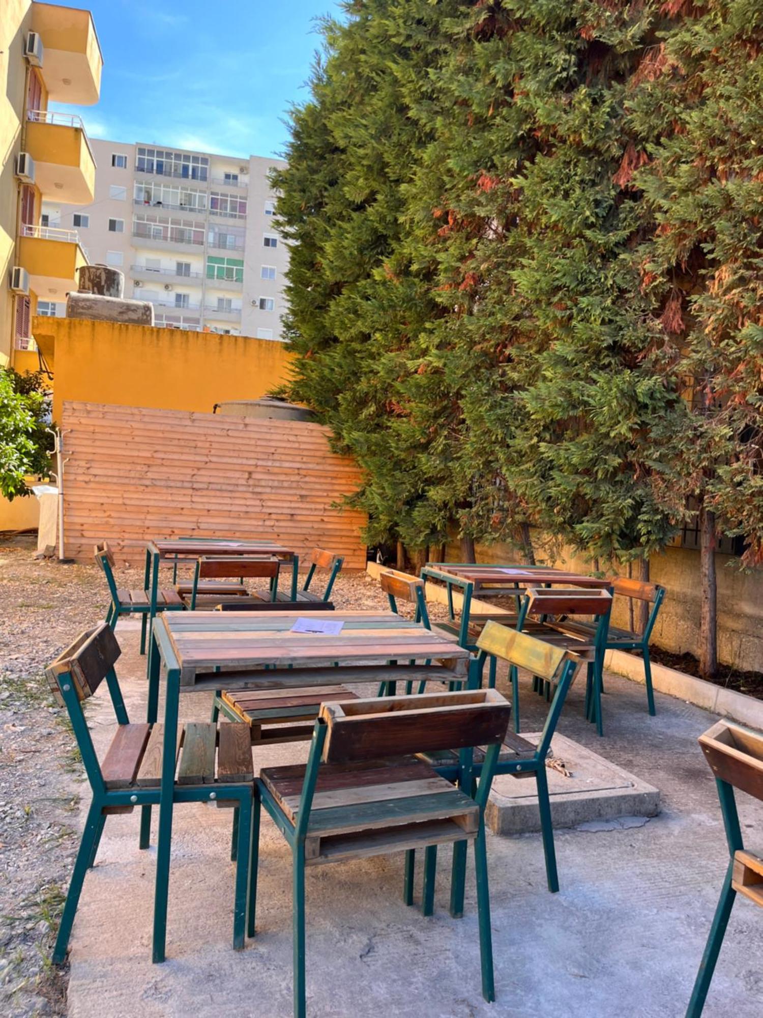 Belix Hotel Apartments, Near The Beach ドゥラス エクステリア 写真
