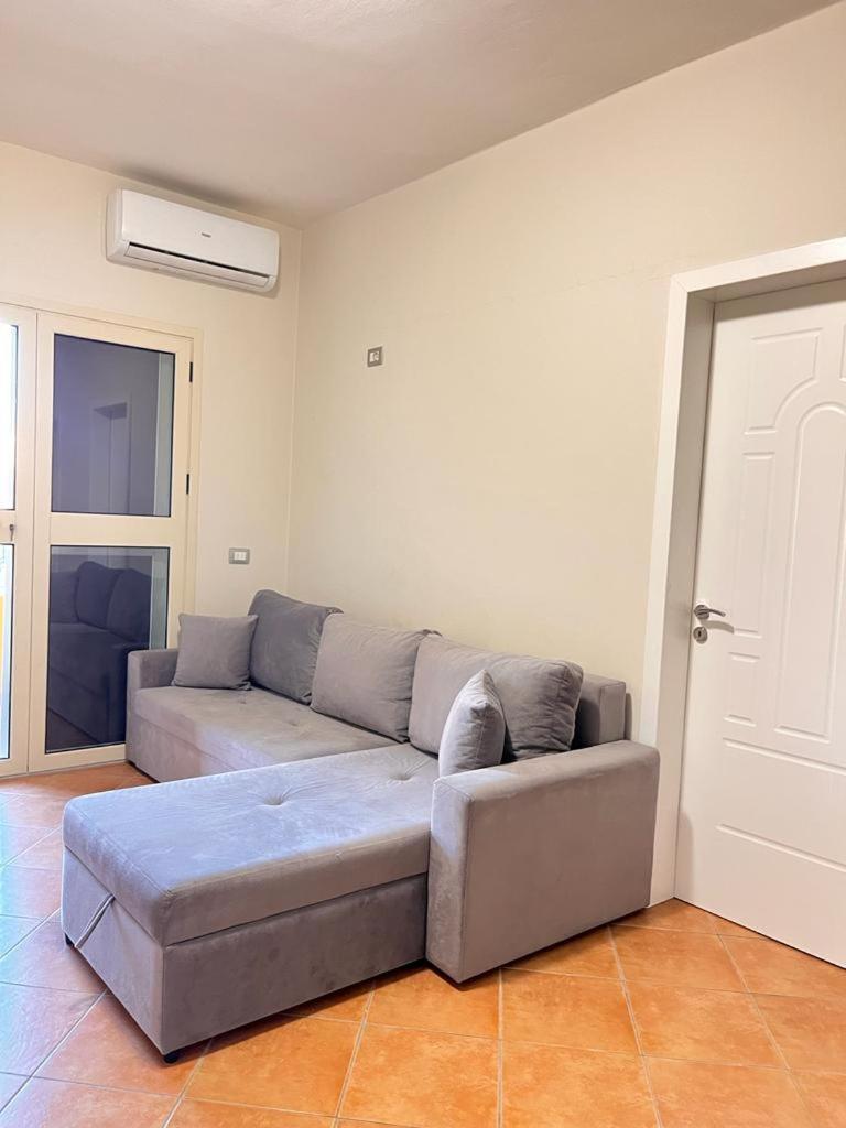 Belix Hotel Apartments, Near The Beach ドゥラス エクステリア 写真