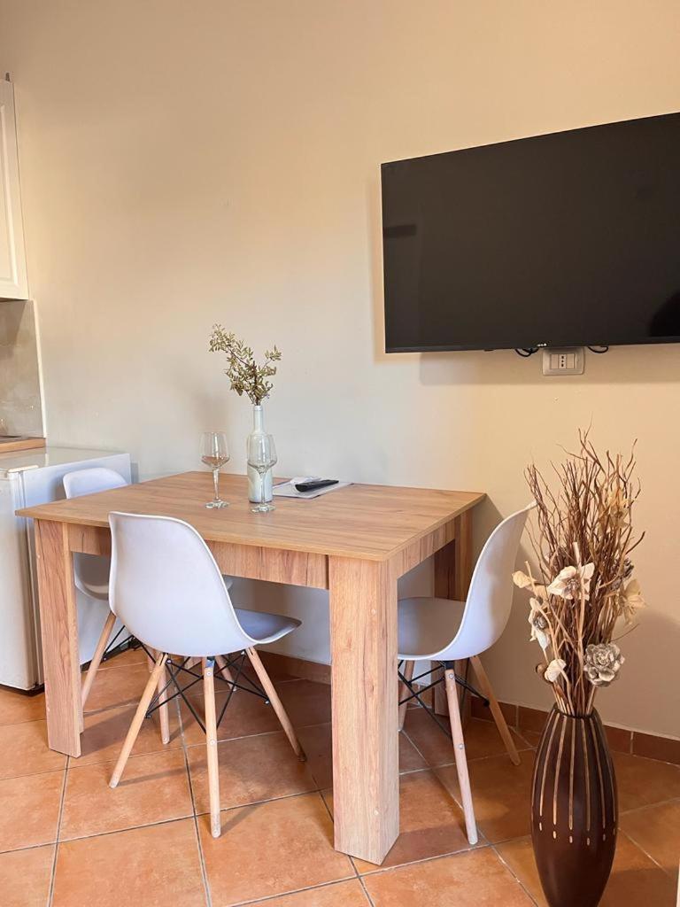 Belix Hotel Apartments, Near The Beach ドゥラス エクステリア 写真