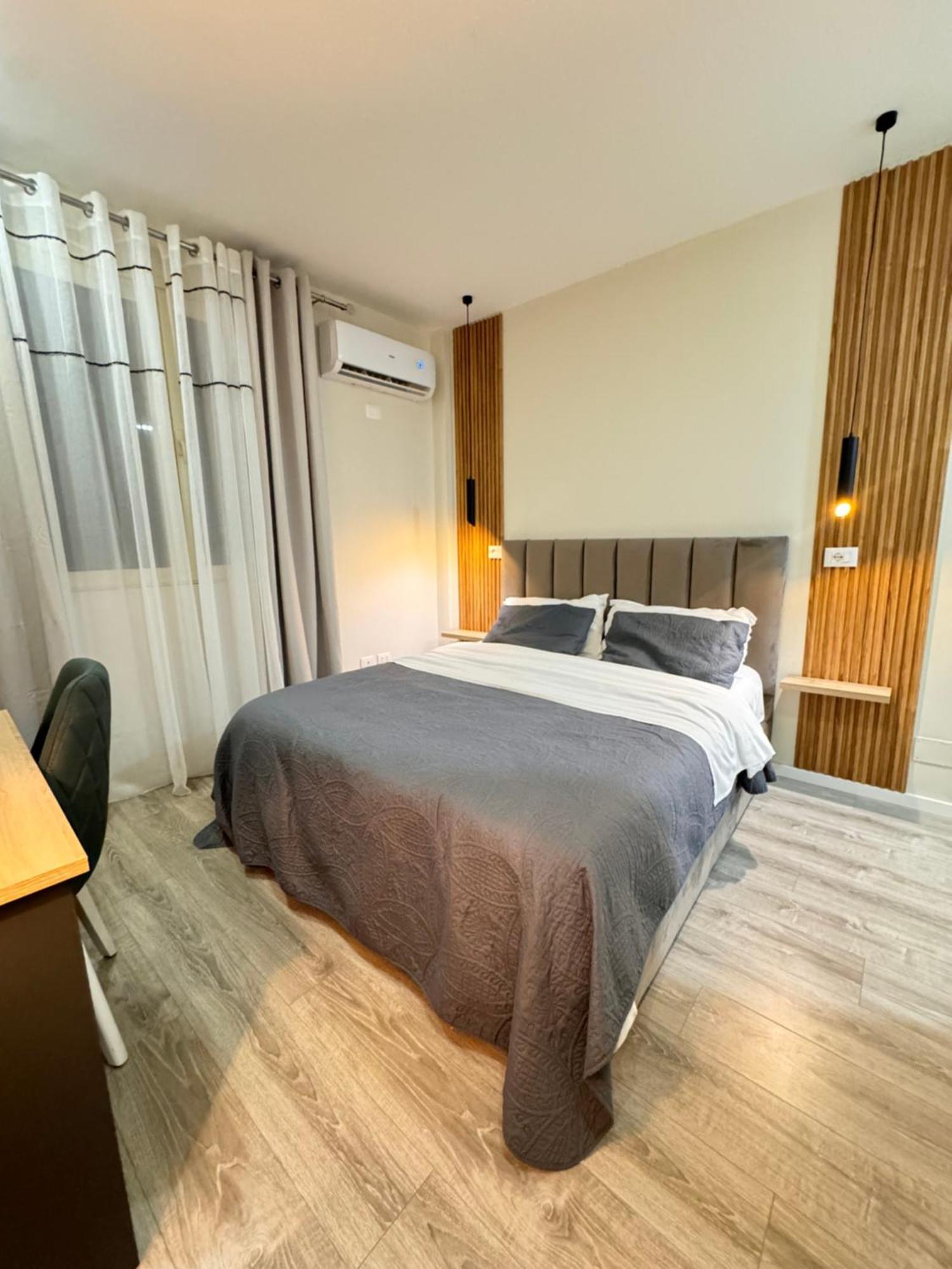 Belix Hotel Apartments, Near The Beach ドゥラス エクステリア 写真